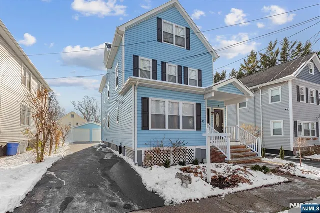 $3,900 | 43 Howe Avenue, Unit 1, Montclair, NJ 07042