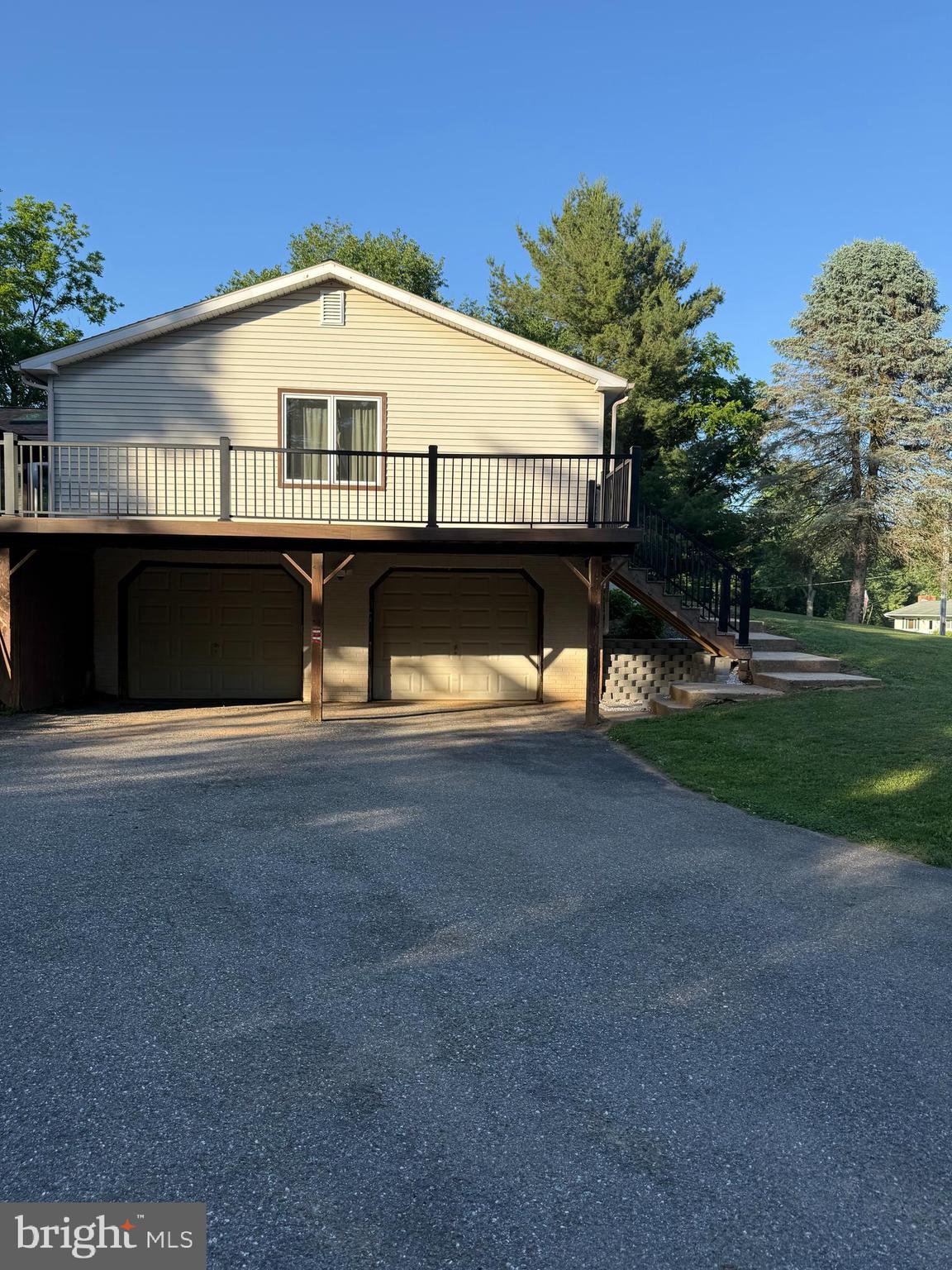 5007 Woods Road Stewartstown, PA 17363 - Photo 3 of 6