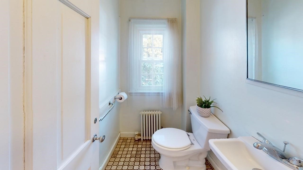 118 Berwick Road Attleboro, MA 02703 - Photo 17 of 40 Gallery Image 17