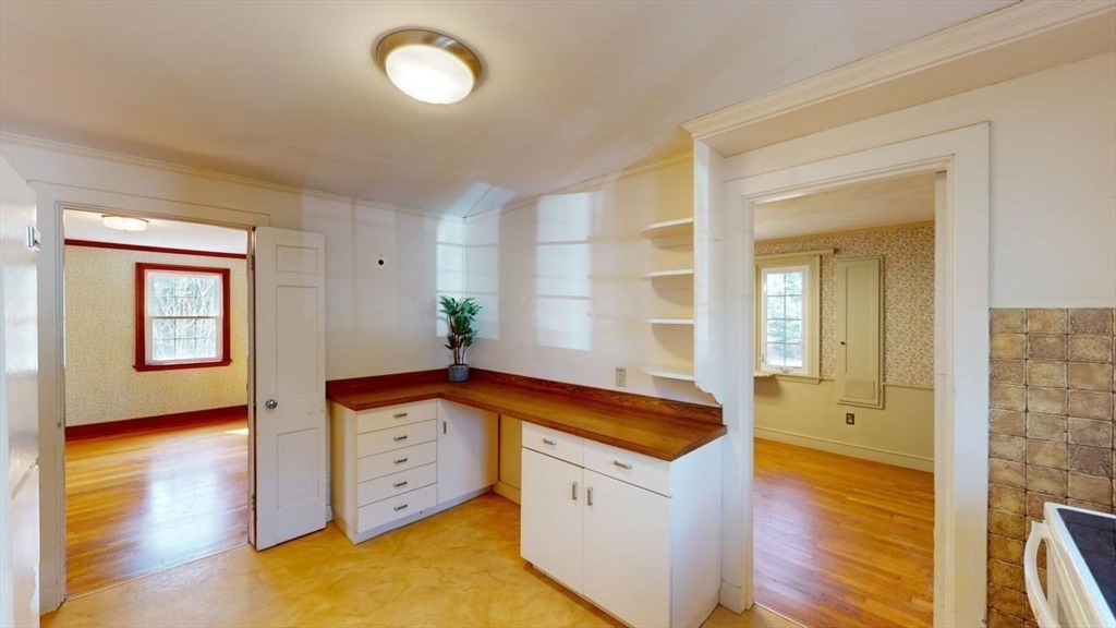 118 Berwick Road Attleboro, MA 02703 - Photo 10 of 40 Gallery Image 10