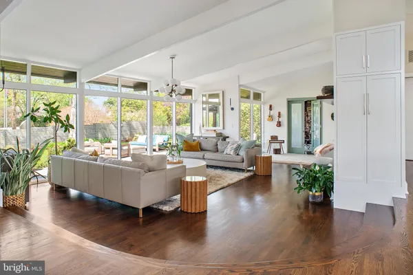 $1,550,000 | 1924 Thomas Drive, Annapolis, MD 21409