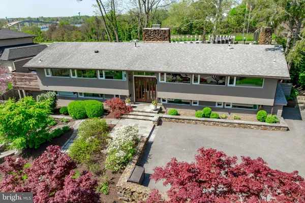 $1,550,000 | 1924 Thomas Drive, Annapolis, MD 21409