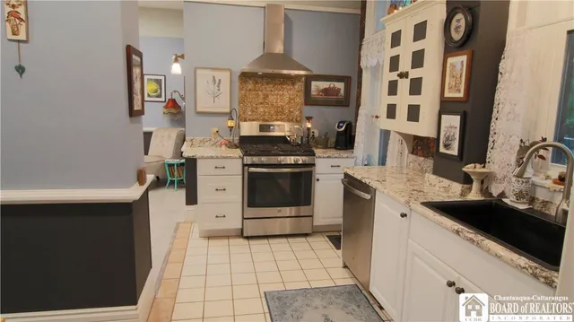 $339,900 | 55 Lambert Avenue, Pomfret, NY 14063