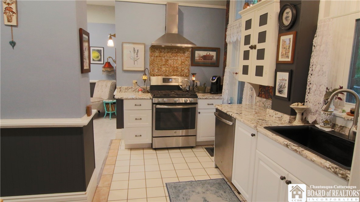 55 Lambert Avenue Pomfret, NY 14063 - Photo 7 of 26