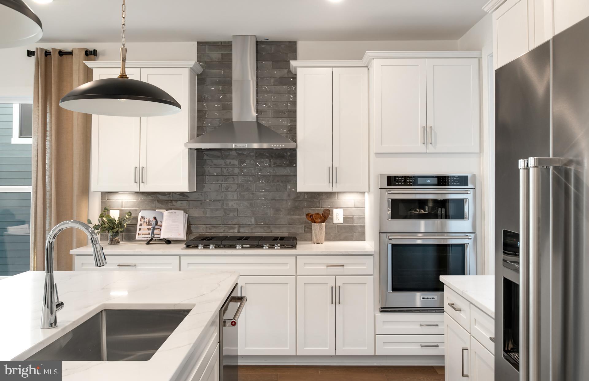 18283 Cresswell Rst Lane Leesburg, VA 20176 - Photo 15 of 63 Kitchen