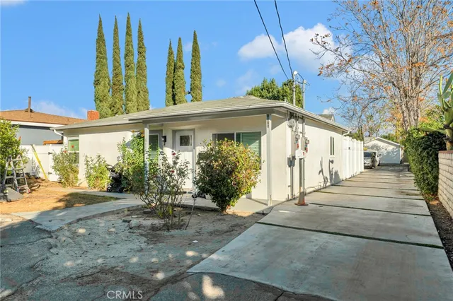 $2,500,000 | 6118 Ethel Avenue, Valley Glen, CA 91401