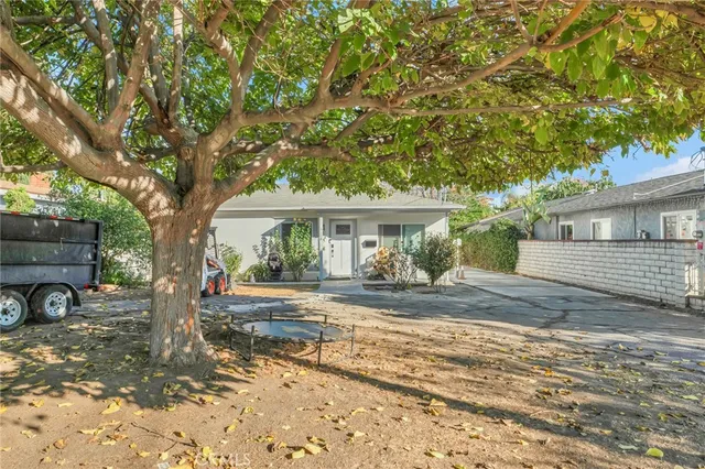 $2,500,000 | 6118 Ethel Avenue, Valley Glen, CA 91401