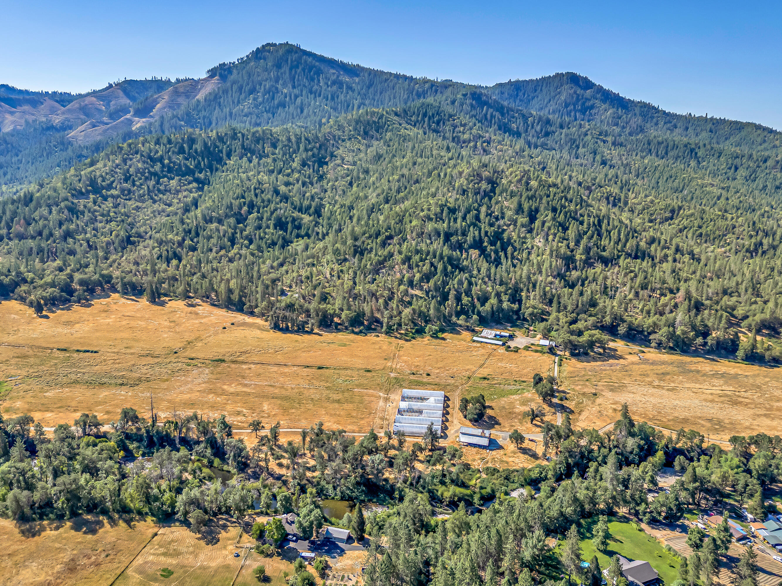 9820 East Evans Creek Road Rogue River, OR 97537 - Photo 37 of 58 DJI_20250722095256_0085_D