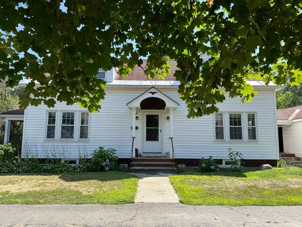 $373,900 | 13 Grand Street, Claremont, NH 03743