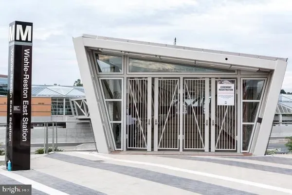 $2,200 | 11770 Sunrise Valley Drive, Unit 318, Reston, VA 20191