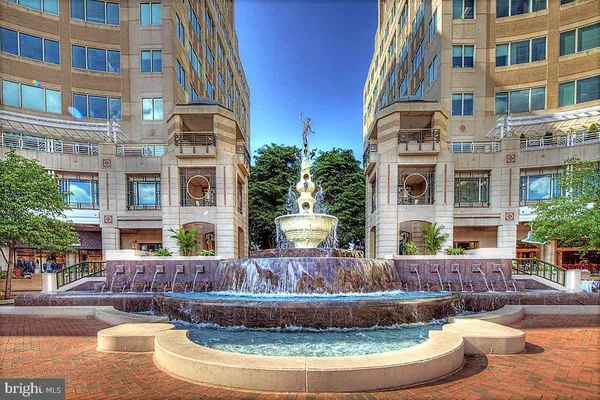 $2,200 | 11770 Sunrise Valley Drive, Unit 318, Reston, VA 20191
