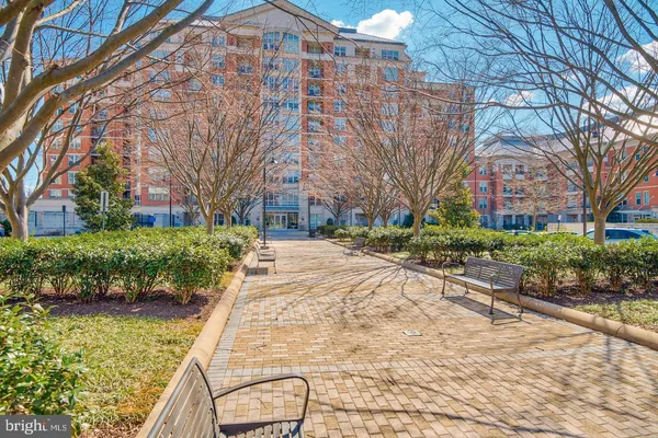 $2,200 | 11770 Sunrise Valley Drive, Unit 318, Reston, VA 20191