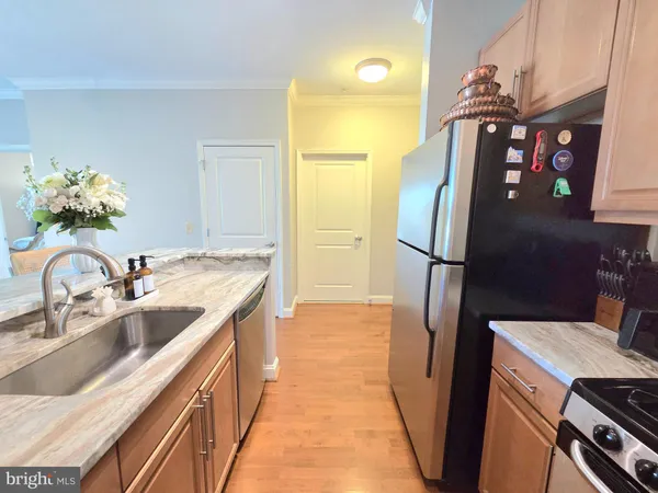 $2,200 | 11770 Sunrise Valley Drive, Unit 318, Reston, VA 20191