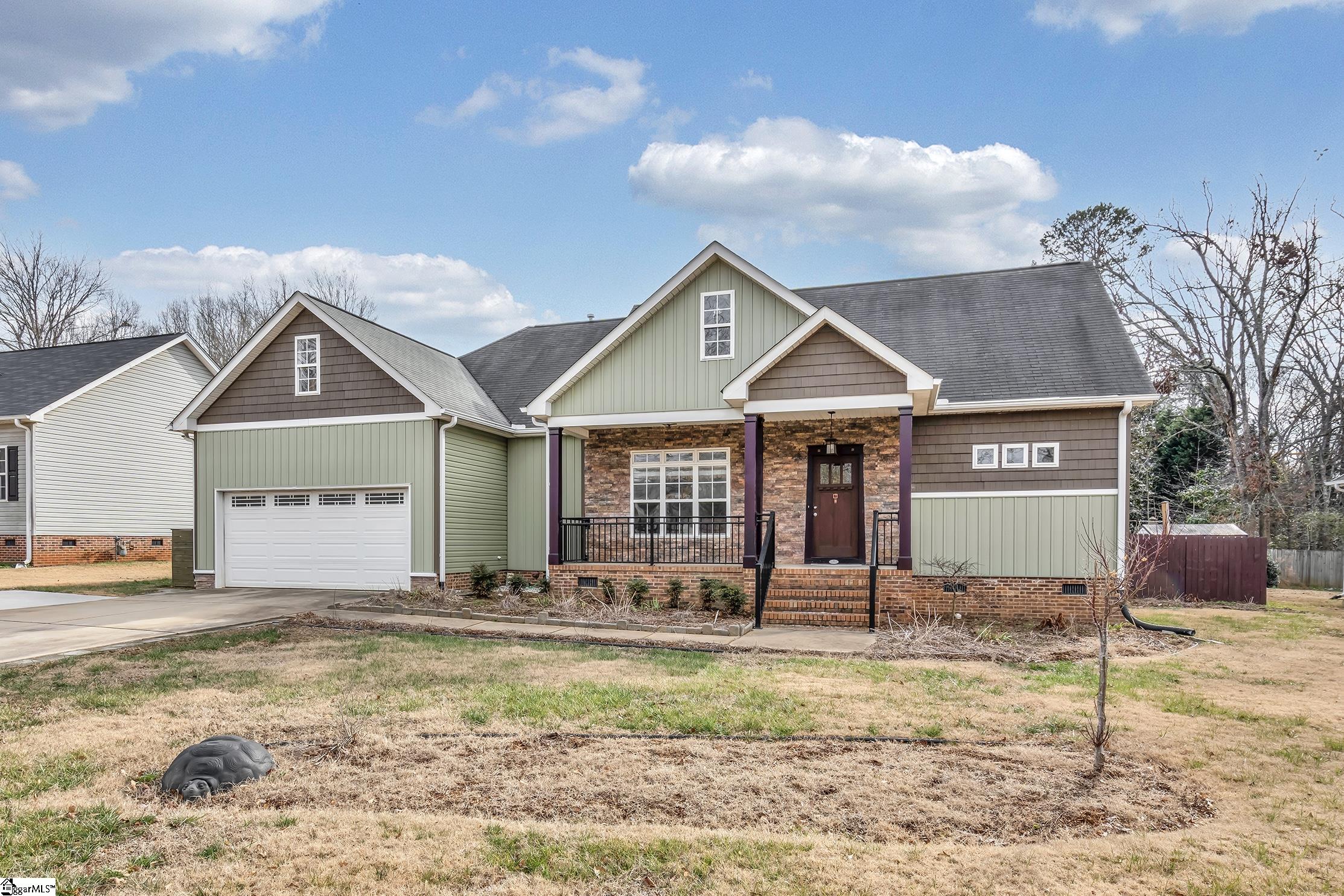 533 Davenport Road Simpsonville, SC 29680 - Photo 4 of 23 Gallery Image 4