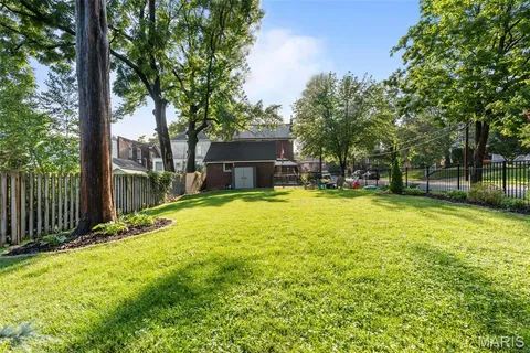 $625,000 | 1600 Bellevue Avenue, Richmond Heights, MO 63117