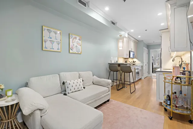 $3,700 | 529 Jefferson Street, Unit 4, Hoboken, NJ 07030