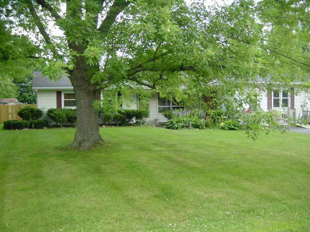 205 Shaffer Road Bourbon, IN 46504 - Photo 4 of 13