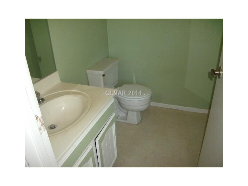 516 North Racetrack Road Henderson, NV 89015 - Photo 15 of 32 Bathroom. HALF BATH
