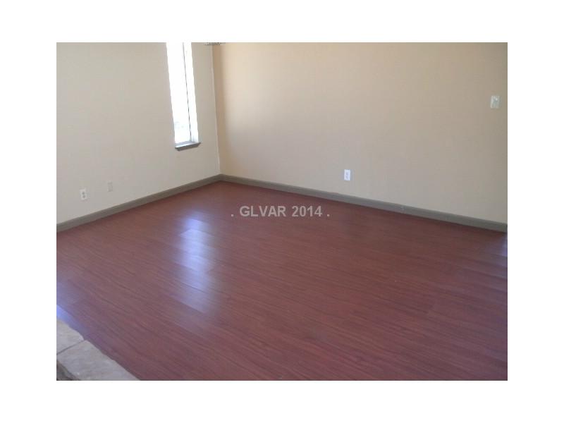 516 North Racetrack Road Henderson, NV 89015 - Photo 7 of 32 Dining Room.