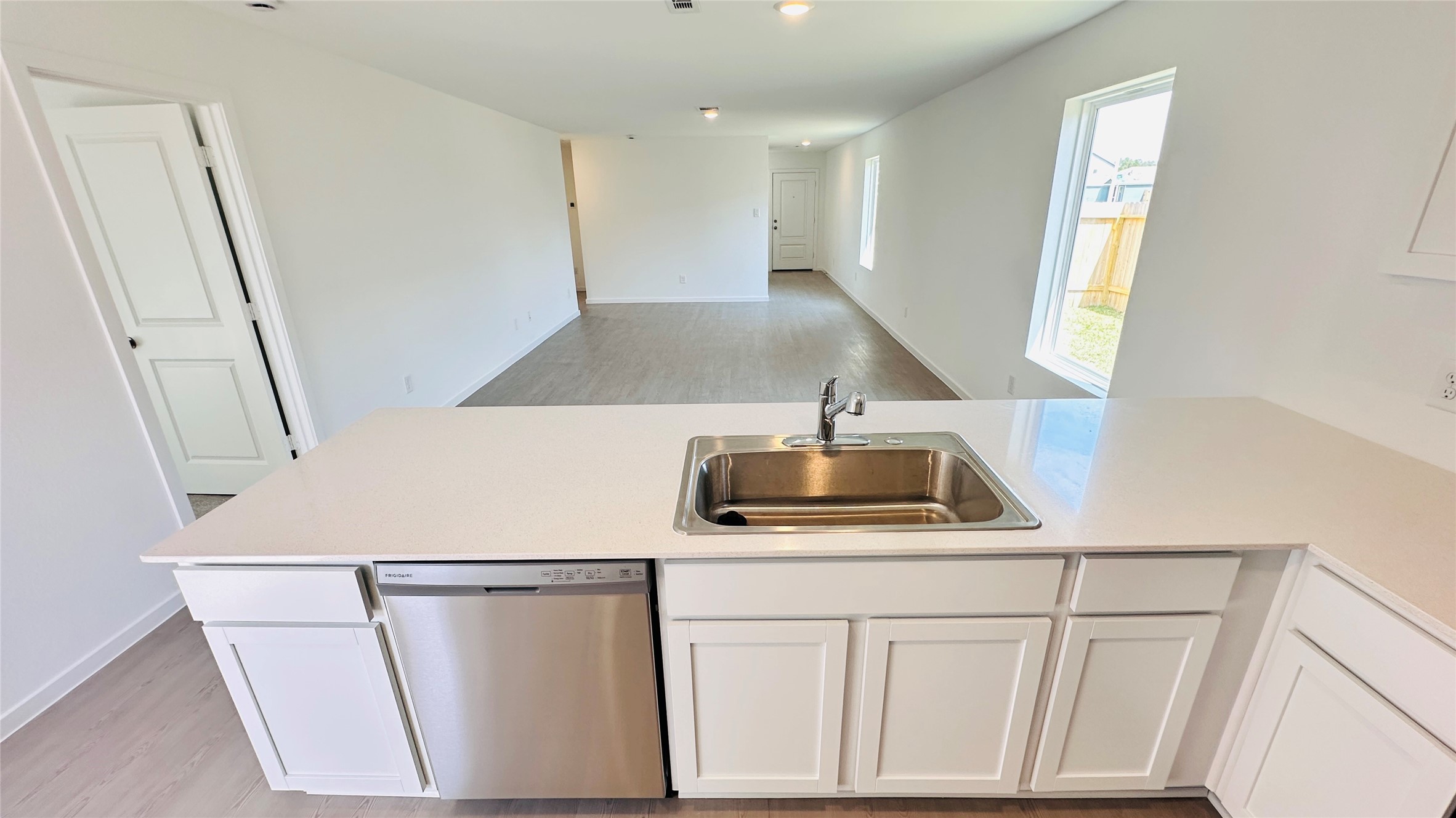 113 Lisa Marie Drive Angleton, TX 77515 - Photo 11 of 28