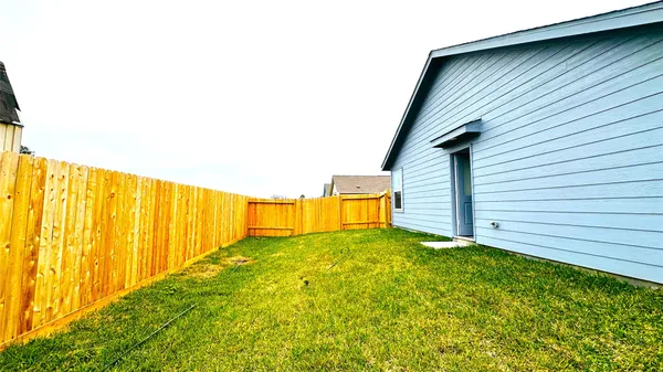 $1,800 | 113 Lisa Marie Drive, Angleton, TX 77515