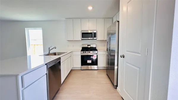 $1,800 | 113 Lisa Marie Drive, Angleton, TX 77515