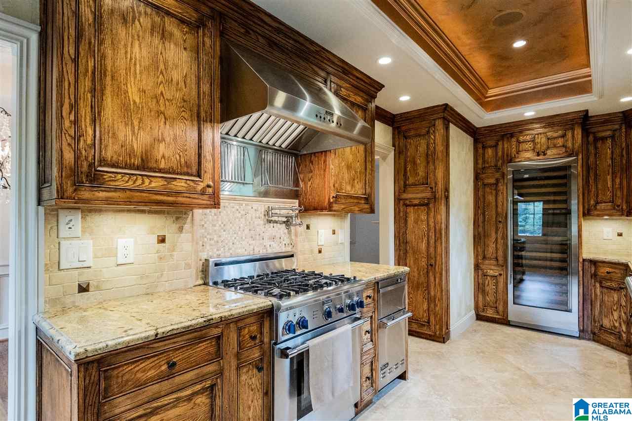 1704 Kensington Road Birmingham, AL 35209 - Photo 10 of 31