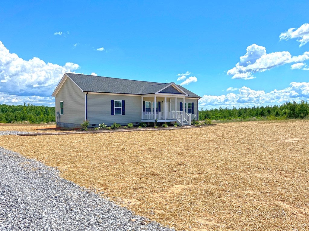 153 Slaydon Road Keysville, VA 23947 - Photo 2 of 17 Gallery Image 2