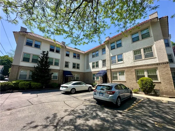 $329,000 | 140 Humboldt Avenue, Unit 1, Providence, RI 02906