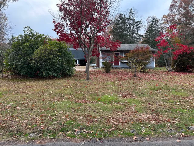 $299,900 | 5 Shepaug Road, Newtown, CT 06482