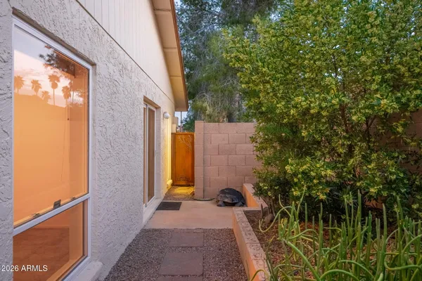 $724,900 | 2346 East Mescal Street, Phoenix, AZ 85028