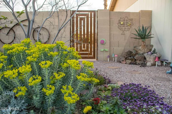 $724,900 | 2346 East Mescal Street, Phoenix, AZ 85028
