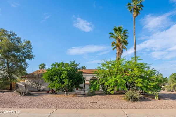 $724,900 | 2346 East Mescal Street, Phoenix, AZ 85028