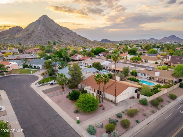 $724,900 | 2346 East Mescal Street, Phoenix, AZ 85028