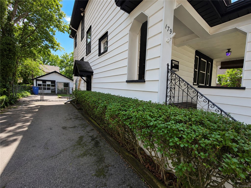179 Roxborough Road Rochester, NY 14619 - Photo 33 of 35