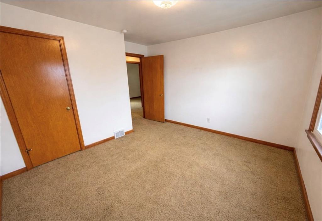 309 Emerson Street Vandergrift, PA 15690 - Photo 16 of 36 a view of an empty room