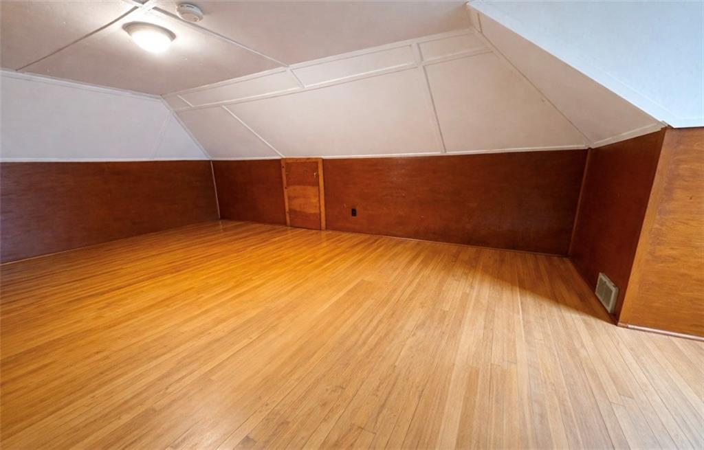 309 Emerson Street Vandergrift, PA 15690 - Photo 27 of 36 a view of room