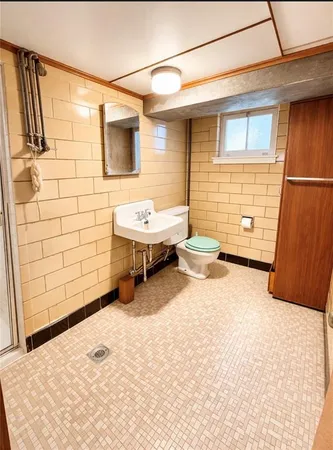 $174,500 | 309 Emerson Street, Vandergrift, PA 15690