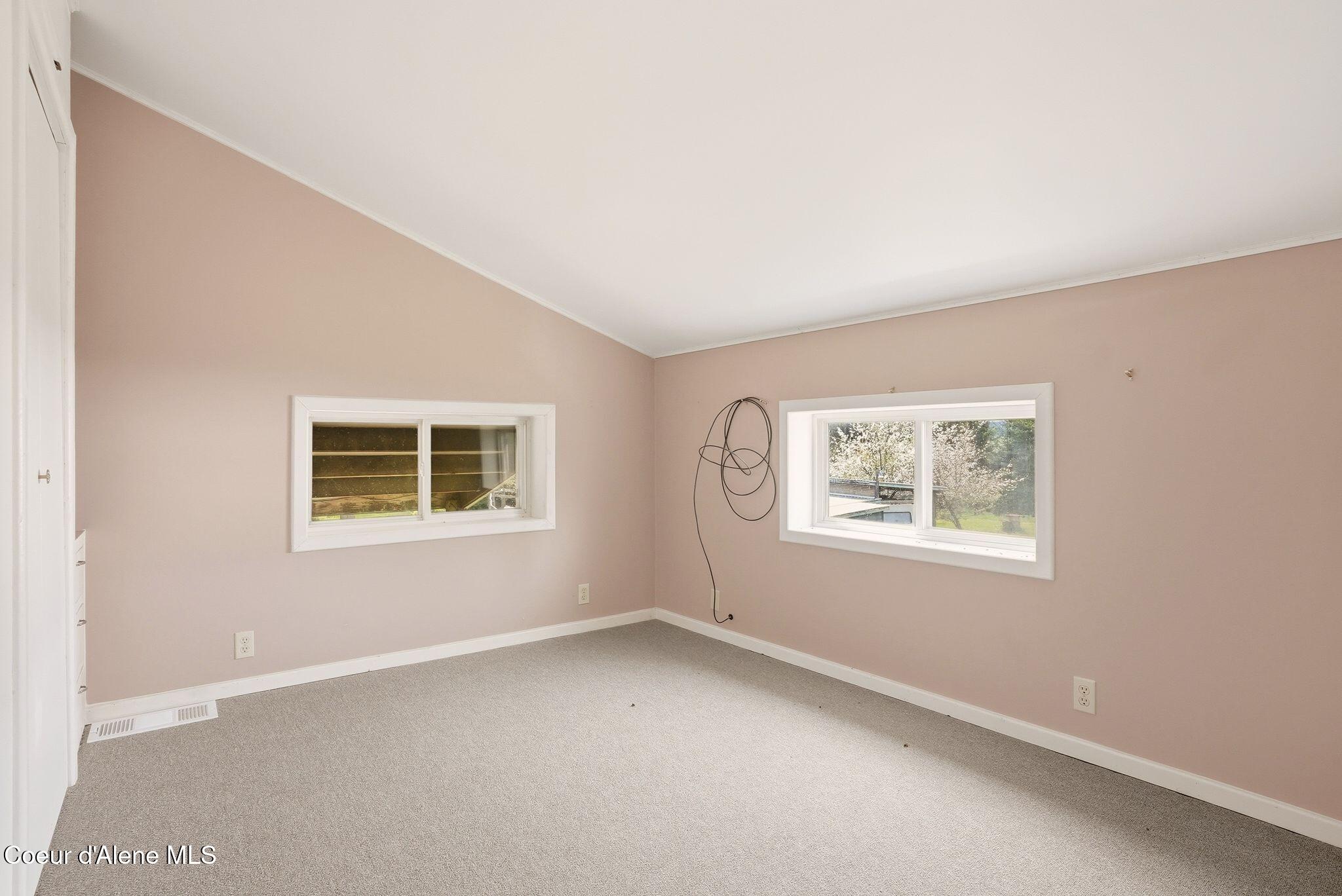 2222 Jewel Lake Road Sagle, ID 83860 - Photo 14 of 31 Inside-Media-Jewel-38