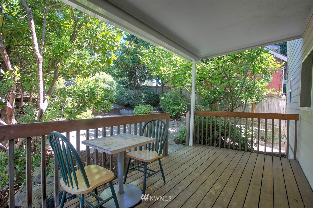 1640 Dumar Way Southwest Seattle, WA 98106 - Photo 21 of 25 Gallery Image 21