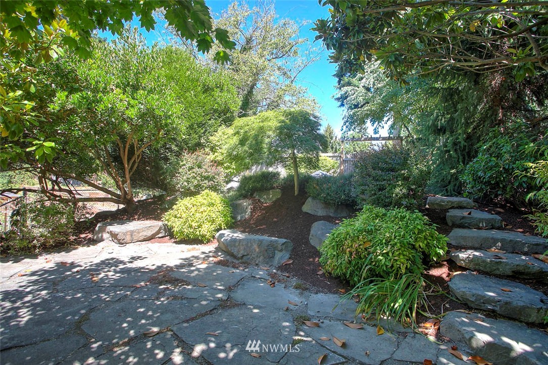 1640 Dumar Way Southwest Seattle, WA 98106 - Photo 22 of 25 Gallery Image 22