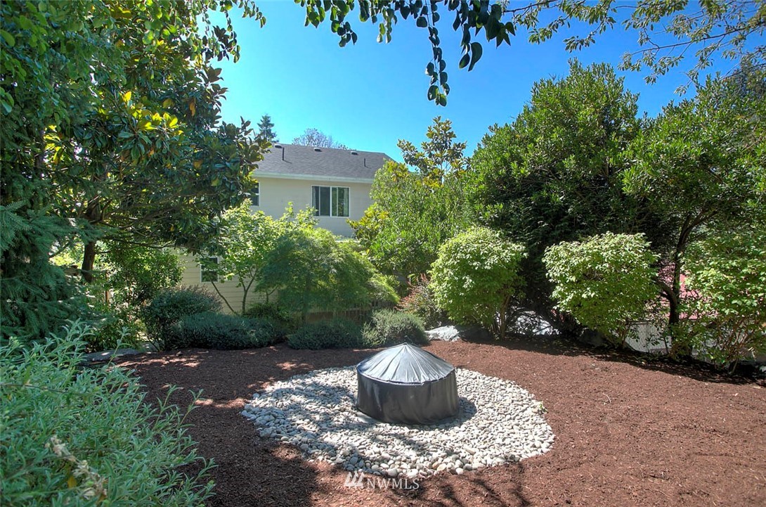 1640 Dumar Way Southwest Seattle, WA 98106 - Photo 25 of 25 Gallery Image 25