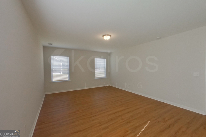 106 Ebenezer Blf Way Springfield, GA 31329 - Photo 13 of 19 an empty room with windows