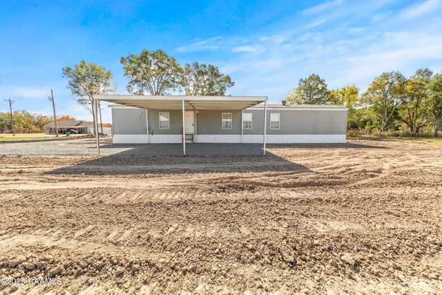 $130,000 | 561 Airline Road, Opelousas, LA 70570