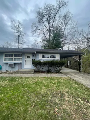 $1,500 | 1904 East Maxwell Lane, Bloomington, IN 47401