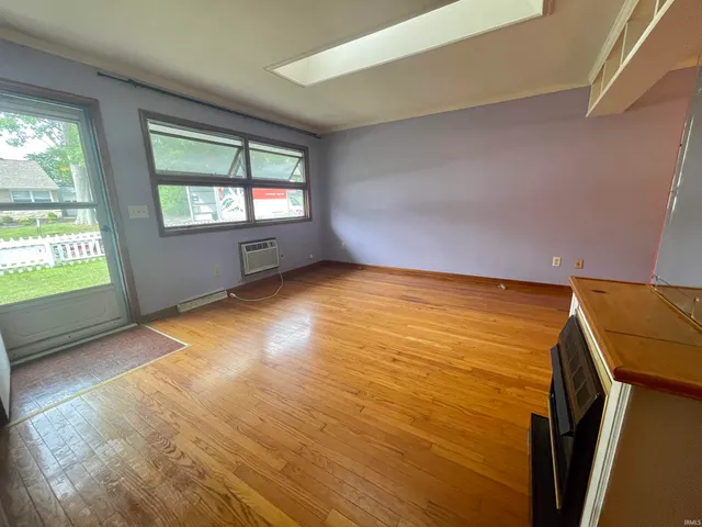 $1,500 | 1904 East Maxwell Lane, Bloomington, IN 47401