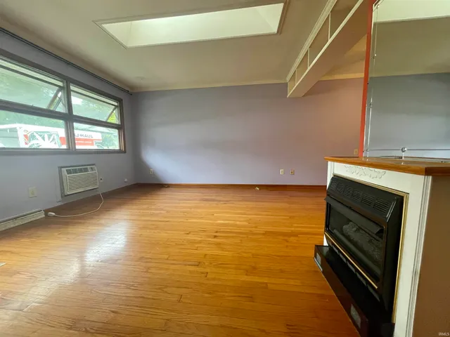 $1,500 | 1904 East Maxwell Lane, Bloomington, IN 47401