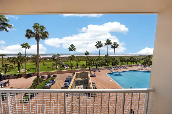 swimming pool view