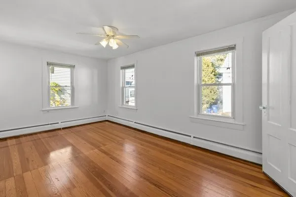 $2,100 | 30 Catherine Street, Unit 3, Bristol, RI 02809