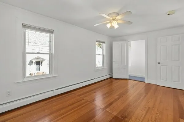 $2,100 | 30 Catherine Street, Unit 3, Bristol, RI 02809